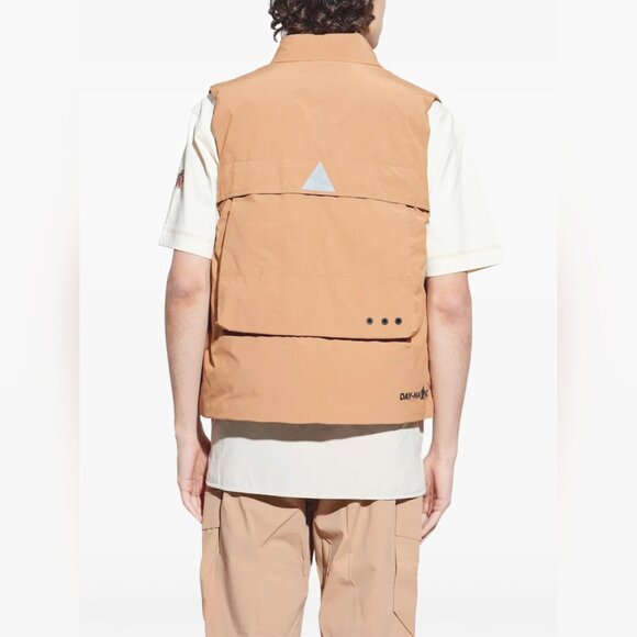 Moncler tongass down field vest - brown - Picture 3 of 12